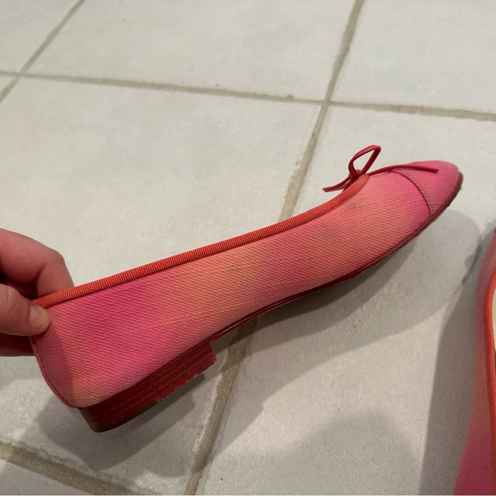 CHANEL Pink Flats with Bow Detail - Picture 6 of 9